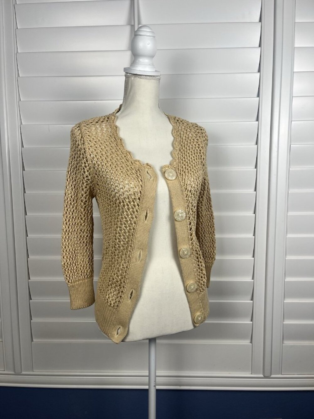 Banana Republic Women’s S Tan Crochet Open Knit Button Cardigan 100% Cotton